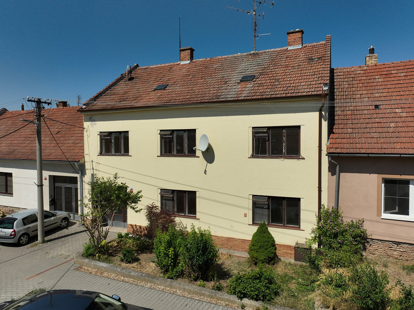 Prodej domu 238 m² s pozemkem 699 m²