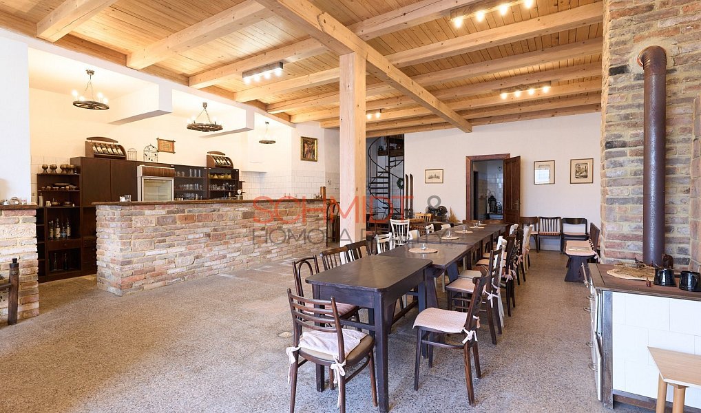 Prodej výrobních prostor 1 612 m², Biskupice – náhled fotky 2