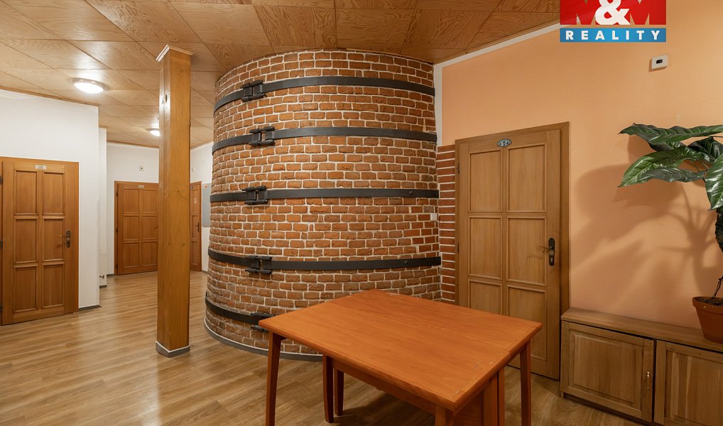 Prodej restaurace 2 100 m², Černotín – náhled fotky 10