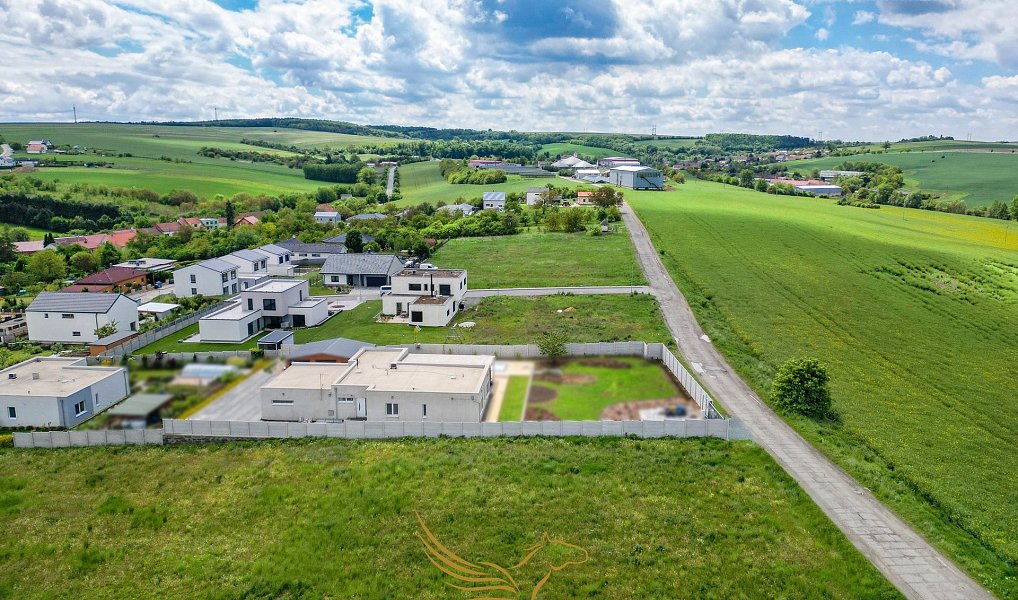 Prodej stavebního pozemku 3 347 m², Heršpice – náhled fotky 11