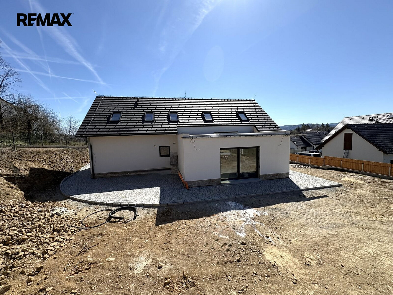 Prodej domu 188 m² s pozemkem 825 m² – fotografie 3