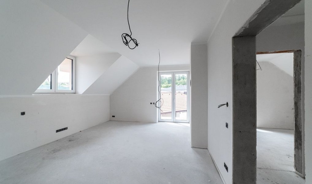 Prodej domu 218 m² s pozemkem 1 043 m², Stará Huť – náhled fotky 27
