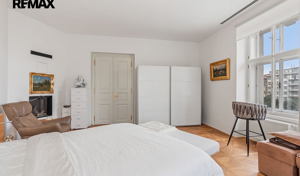 Prodej kanceláře 139 m², Praha – náhled fotky 8