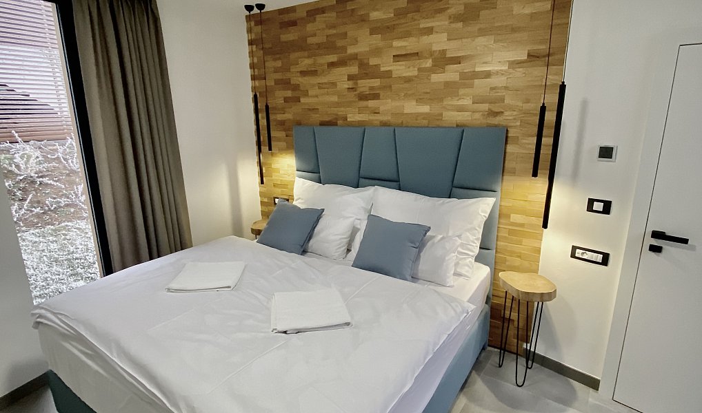 Prodej vily 154 m² s pozemkem 1 864 m², Kořenec – náhled fotky 11