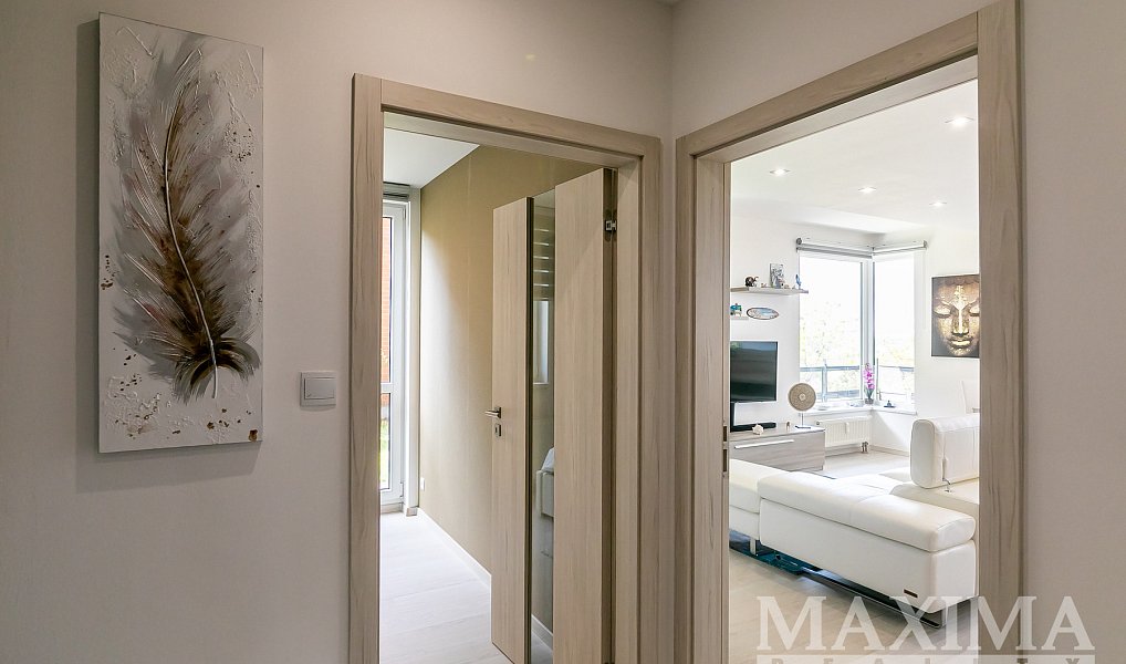 Pronájem bytu 2+kk 50 m², Praha – náhled fotky 18