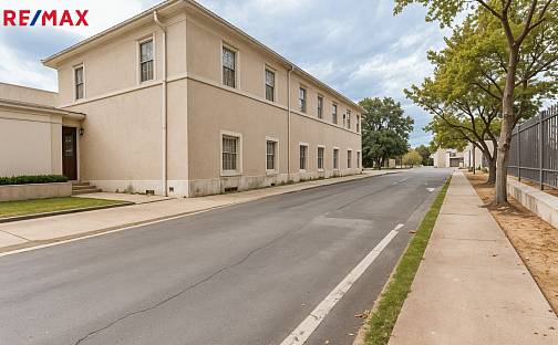 Prodej domu 404 m² s pozemkem 342 m², Koleč, okres Kladno