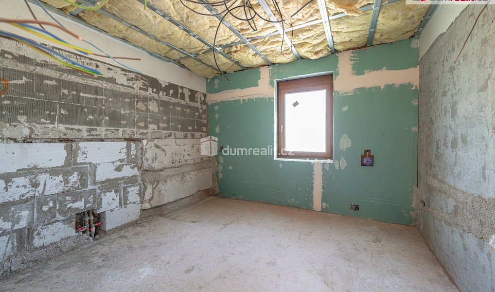 Prodej domu 300 m² s pozemkem 888 m², Sadov – náhled fotky 20