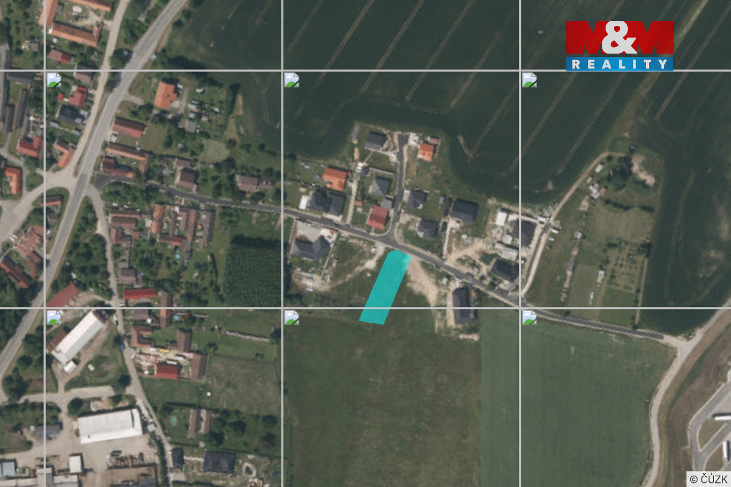 Prodej stavebního pozemku 1 265 m² – fotografie 3