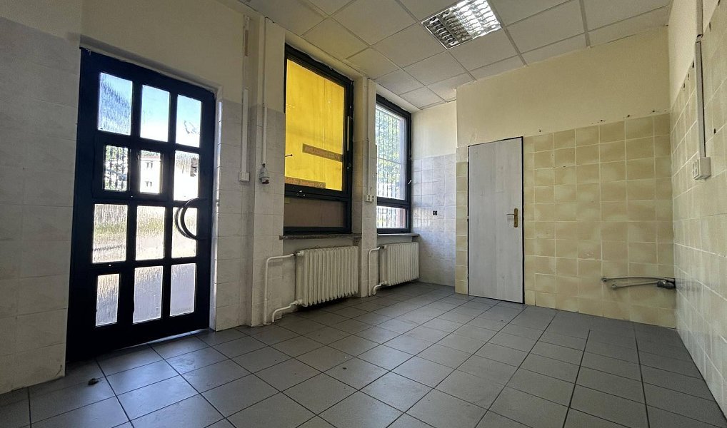 Pronájem komerčního objektu (jiného typu) 15 m², Orlová – náhled fotky 2