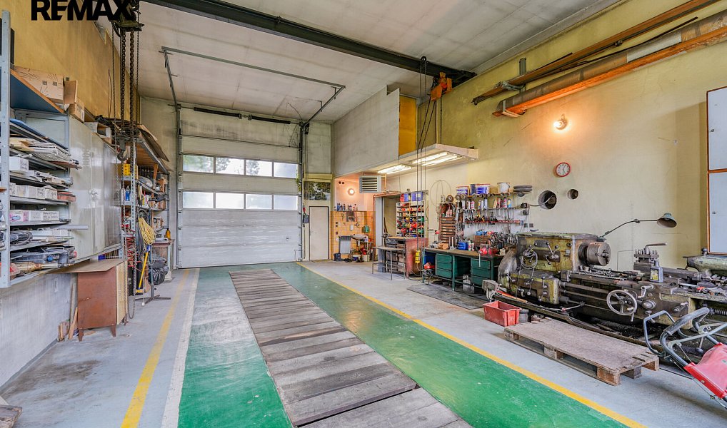 Prodej domu 437 m² s pozemkem 1 348 m², Vrčeň – náhled fotky 38