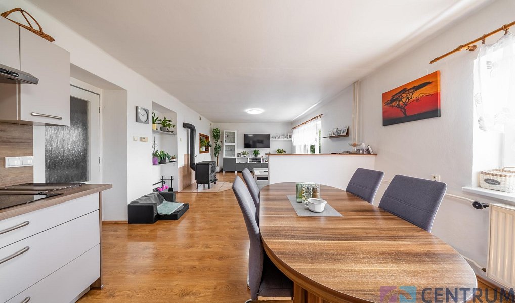 Prodej domu 243 m² s pozemkem 1 440 m², Koberovy – náhled fotky 4