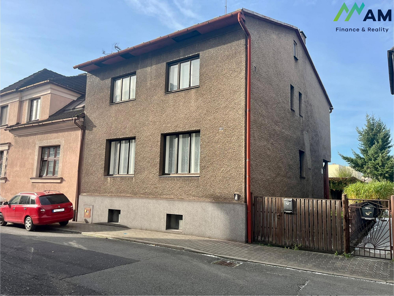 Prodej domu 134 m² s pozemkem 425 m²