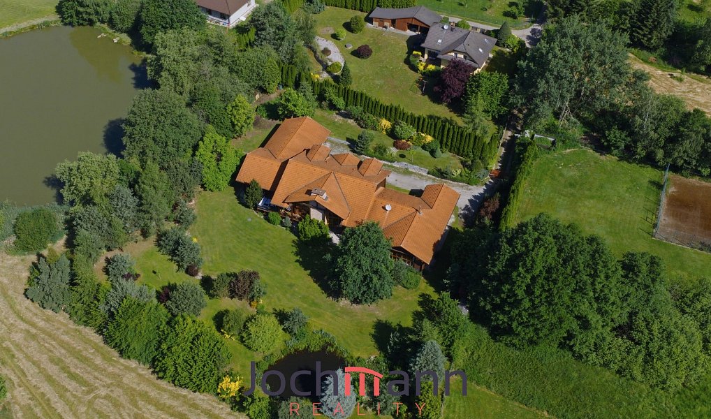 Prodej domu 800 m² s pozemkem 3 947 m², Trhové Sviny – náhled fotky 33