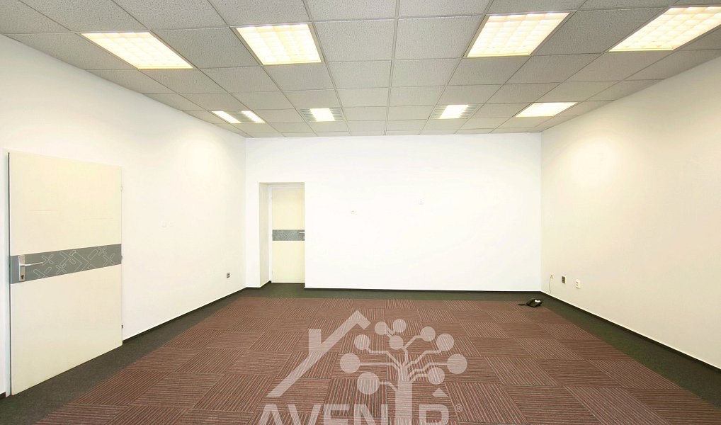 Pronájem kanceláře 45 m², Liberec – náhled fotky 4