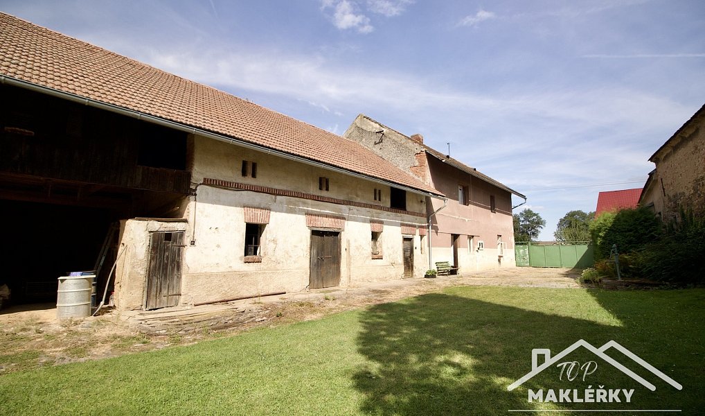 Prodej domu 168 m² s pozemkem 2 068 m², Močovice – náhled fotky 14