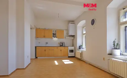 Pronájem bytu 3+kk 84 m², Zámecká, Ronov nad Doubravou, okres Chrudim