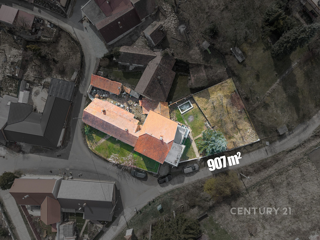 Prodej domu 310 m² s pozemkem 563 m²