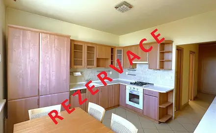 Prodej bytu 3+1 77 m², Lonkova, Pardubice - Polabiny