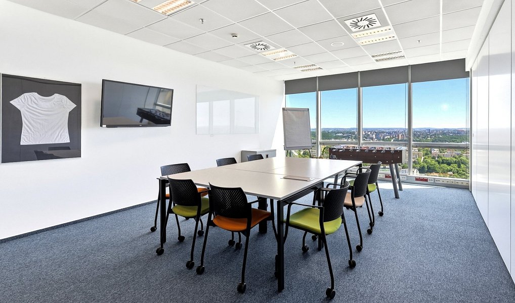 Pronájem kanceláře 340 m², Praha – náhled fotky 7
