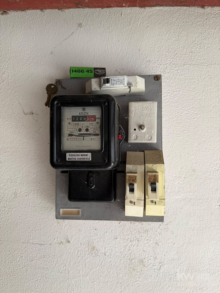 Prodej garáže 18 m2, tábor - klokoty — photo 3