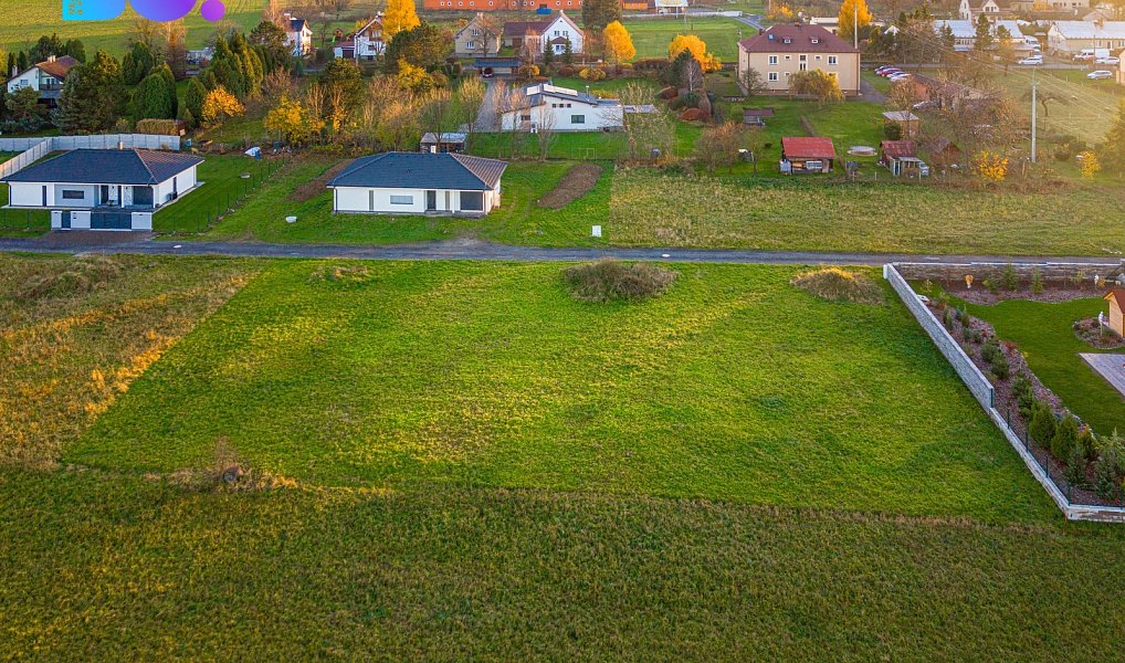 Prodej stavebního pozemku 980 m², Komorní Lhotka – náhled fotky 5