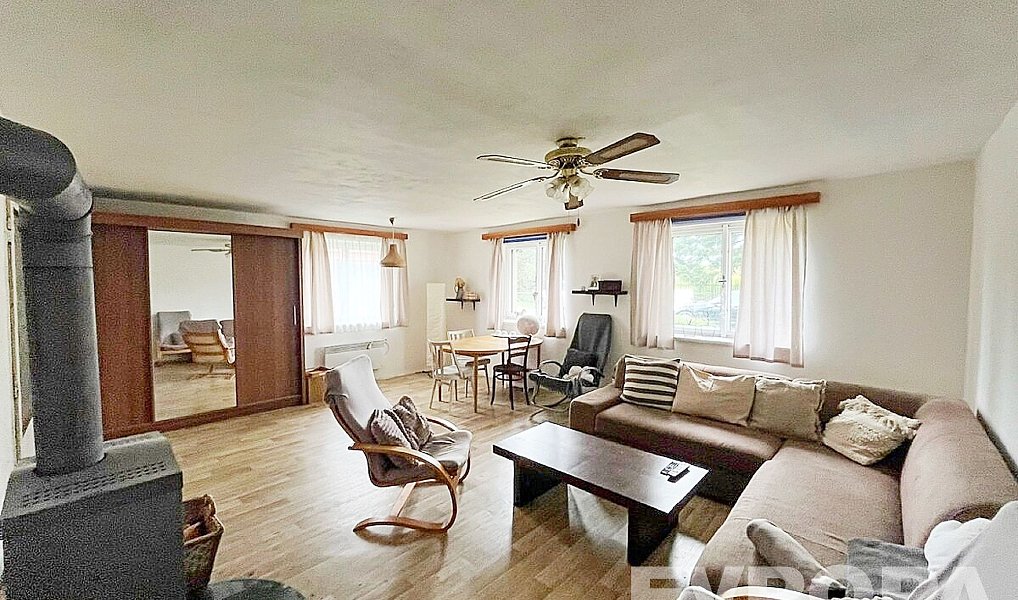 Prodej domu 150 m² s pozemkem 694 m², Rašovice – náhled fotky 9