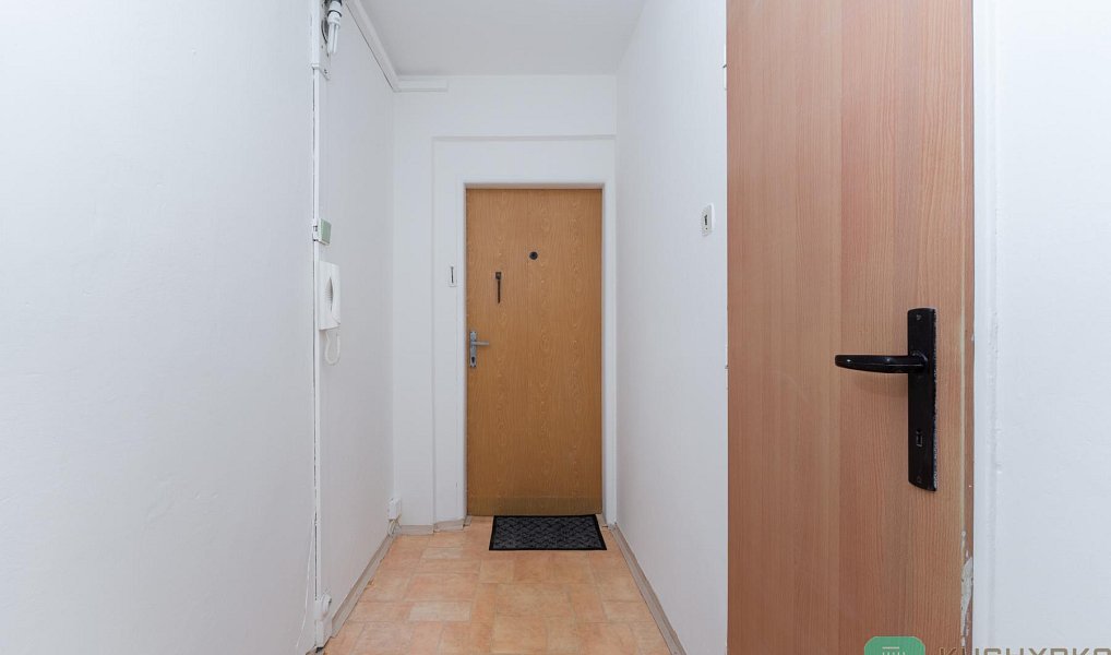 Prodej bytu 2+1 63 m², Osek – náhled fotky 18