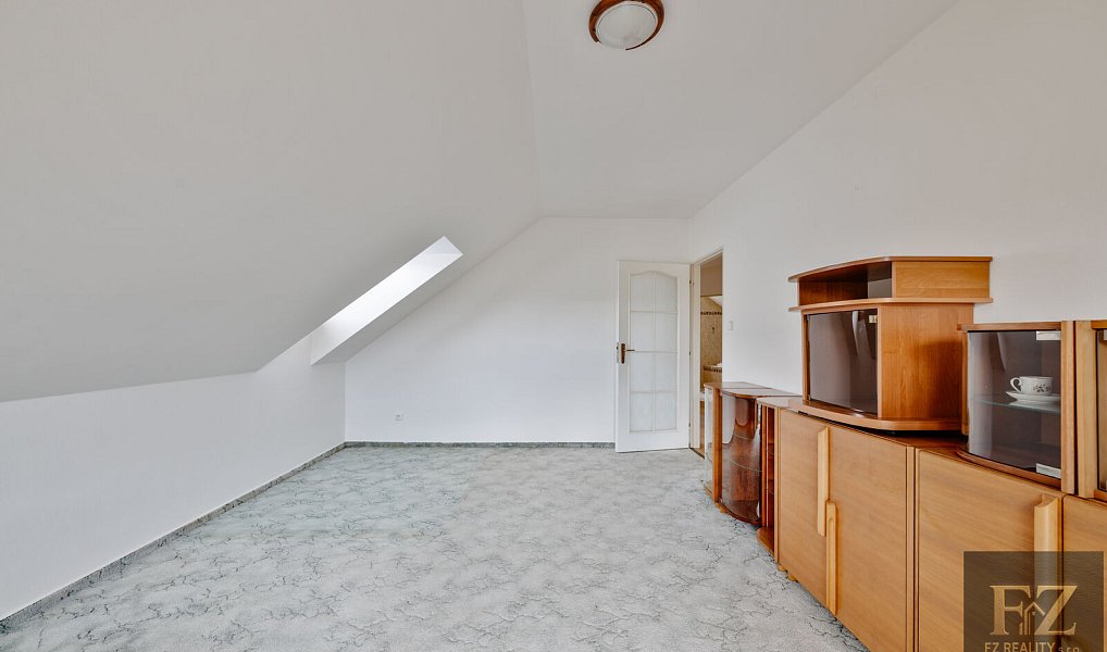 Prodej domu 159 m² s pozemkem 612 m², Litvínovice – náhled fotky 16