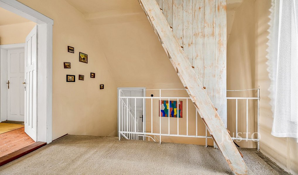 Prodej domu 180 m² s pozemkem 1 758 m², Železný Brod – náhled fotky 21