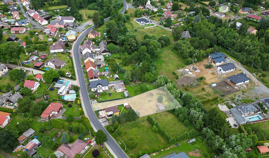 Prodej stavebního pozemku 1 570 m², Valy – náhled fotky 9