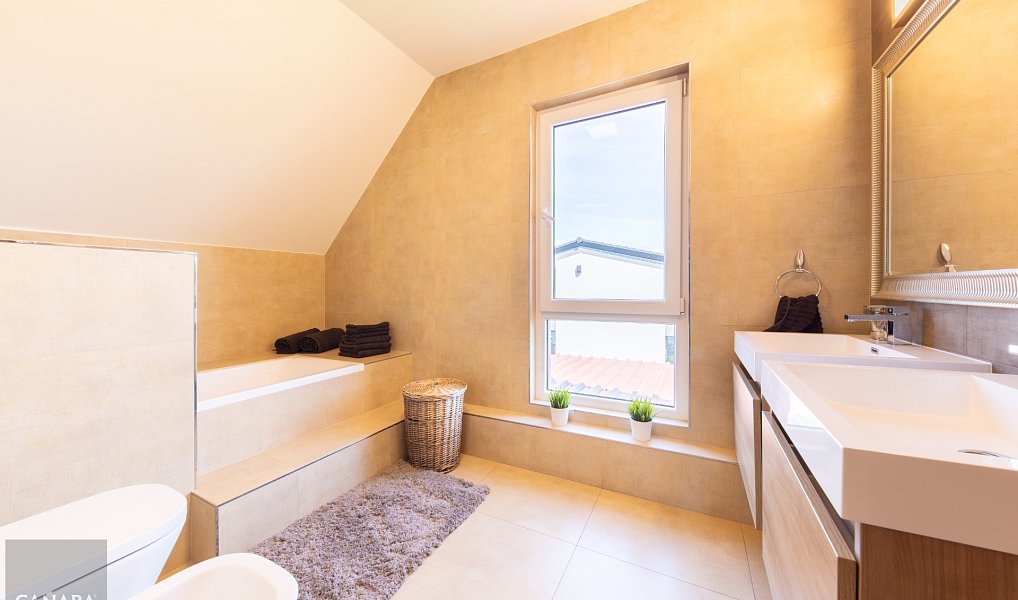 Prodej domu 132 m² s pozemkem 1 m², Vsetín – náhled fotky 6