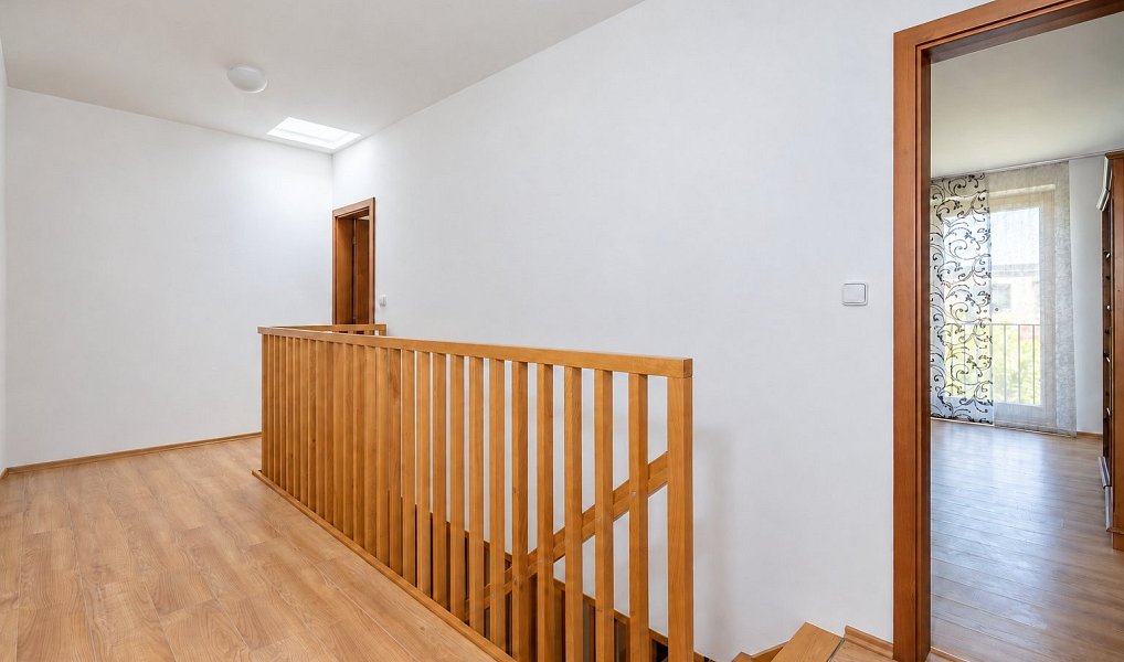 Pronájem bytu 4+kk 120 m², Husinec – náhled fotky 19