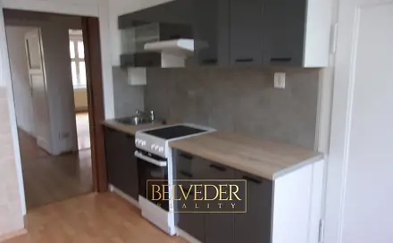 Pronájem bytu 2+1 70 m², Americká, Teplice