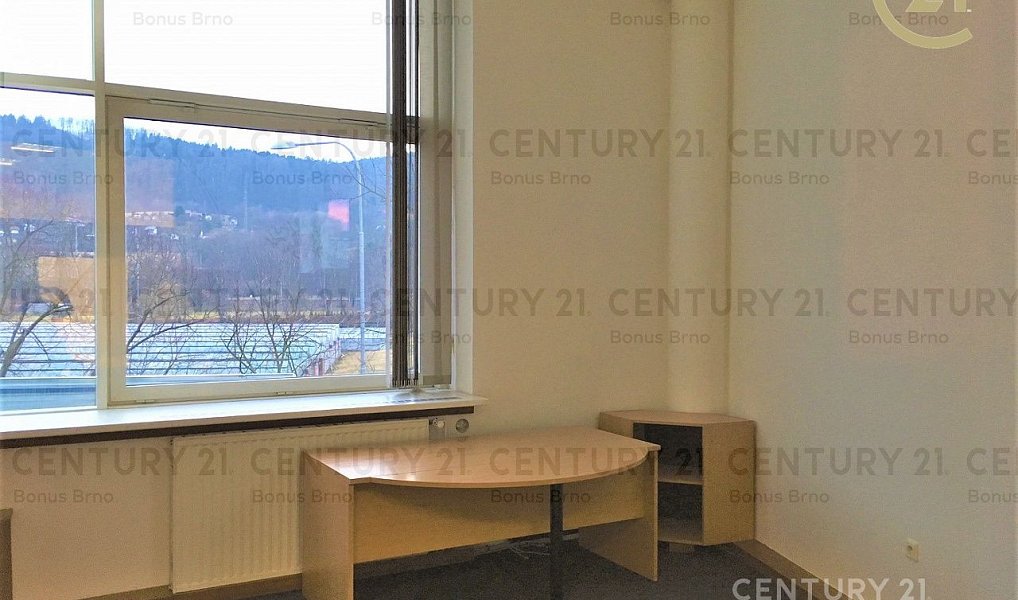Pronájem kanceláře 20 m², Blansko – náhled fotky 3