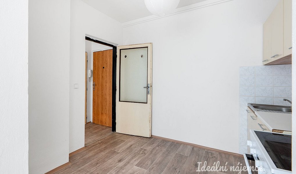 Pronájem bytu 2+kk 50 m², Kladno – náhled fotky 6