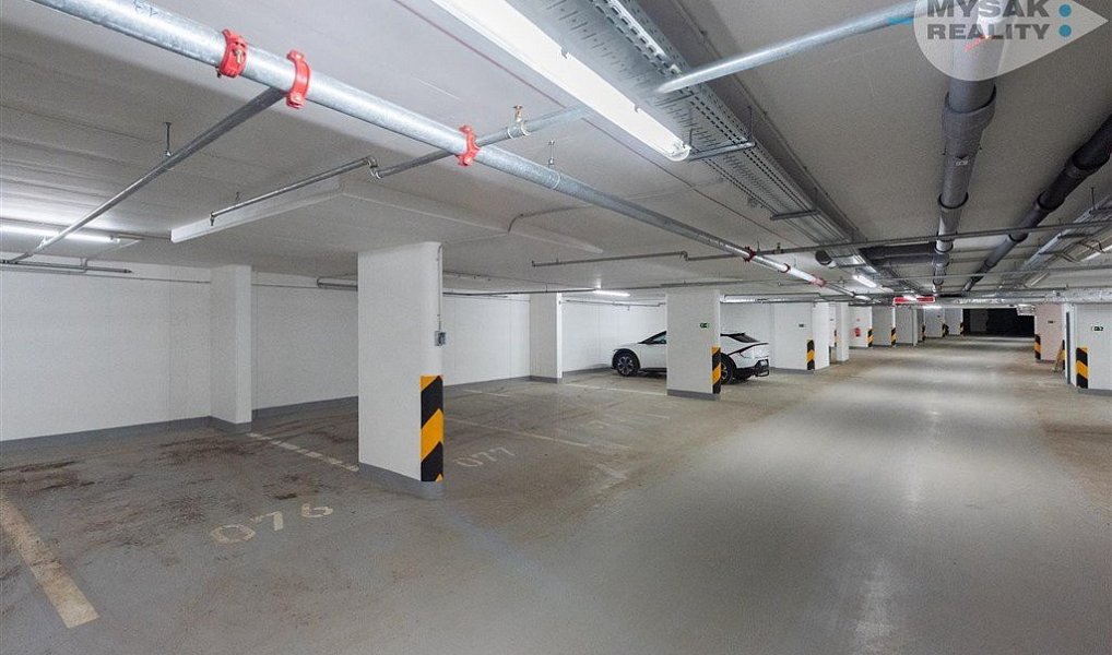 Pronájem bytu 3+kk 80 m², Praha – náhled fotky 22