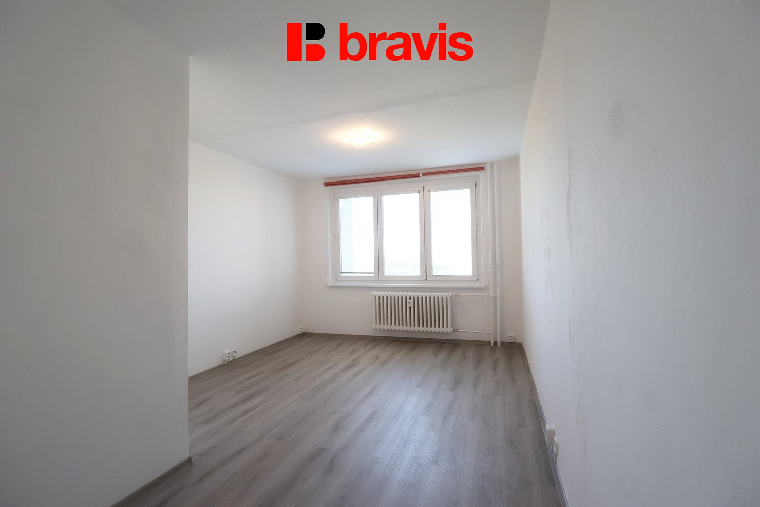 Pronájem bytu 2+kk 44 m² – fotografie 3