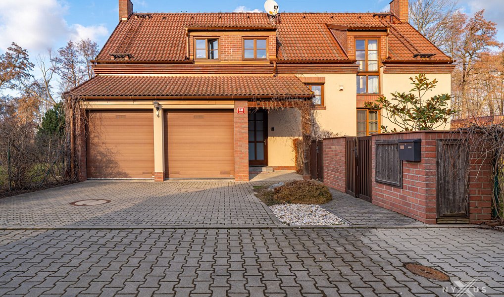 Prodej domu 250 m² s pozemkem 1 437 m², Dobřejovice – náhled fotky 22