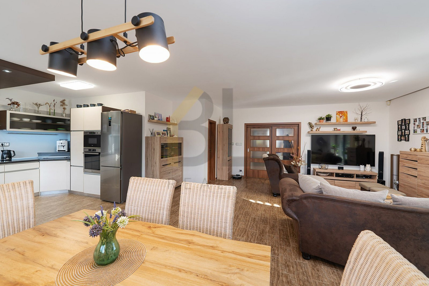 Prodej domu 123 m² s pozemkem 2 813 m² – fotografie 3