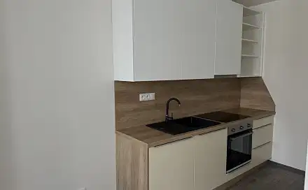 Pronájem bytu 1+kk 35 m², Zarámí, Zlín