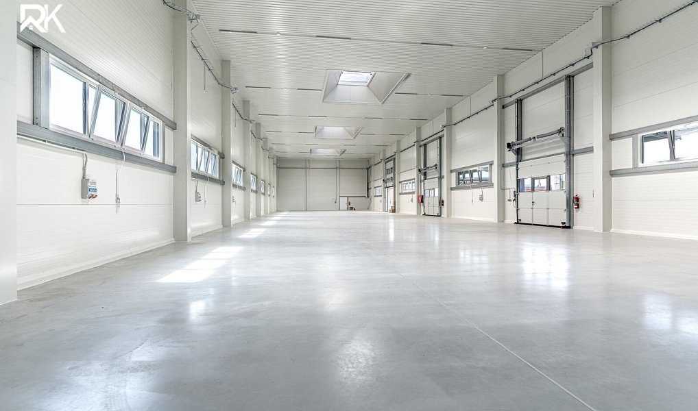 Pronájem skladovacích prostor 1 786 m², Kolín – náhled fotky 5