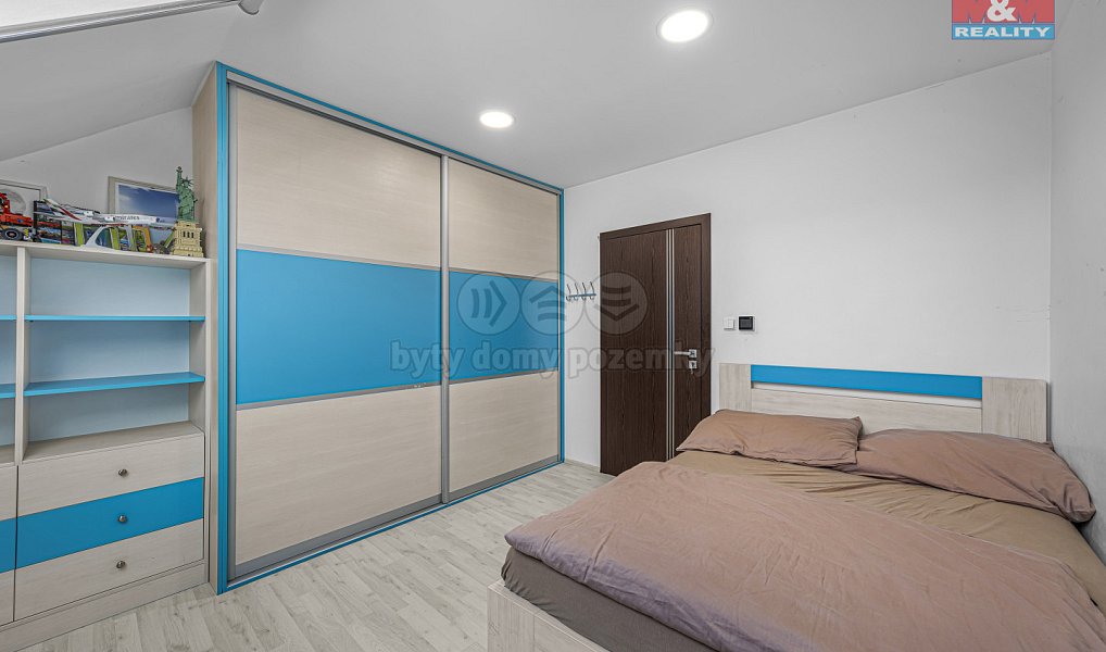 Prodej domu 206 m² s pozemkem 501 m², Vestec – náhled fotky 27