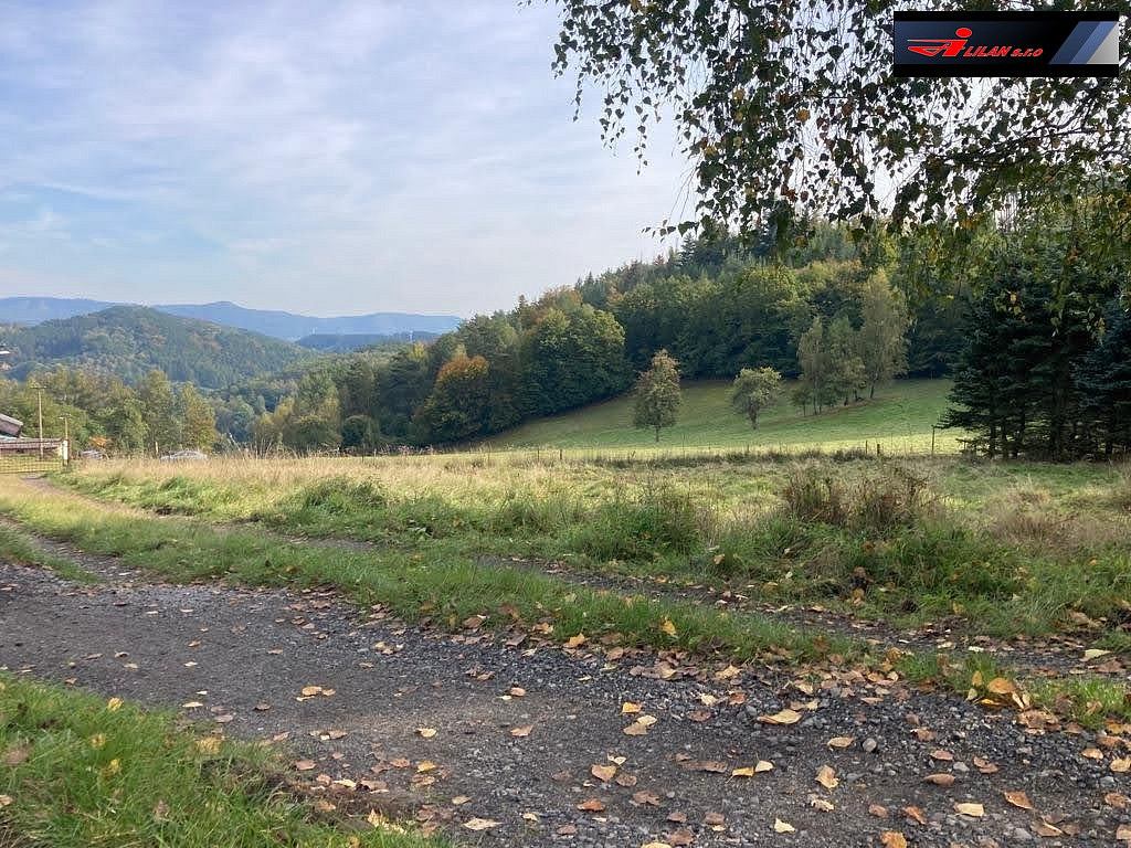 Prodej stavebního pozemku 1 390 m² – fotografie 5