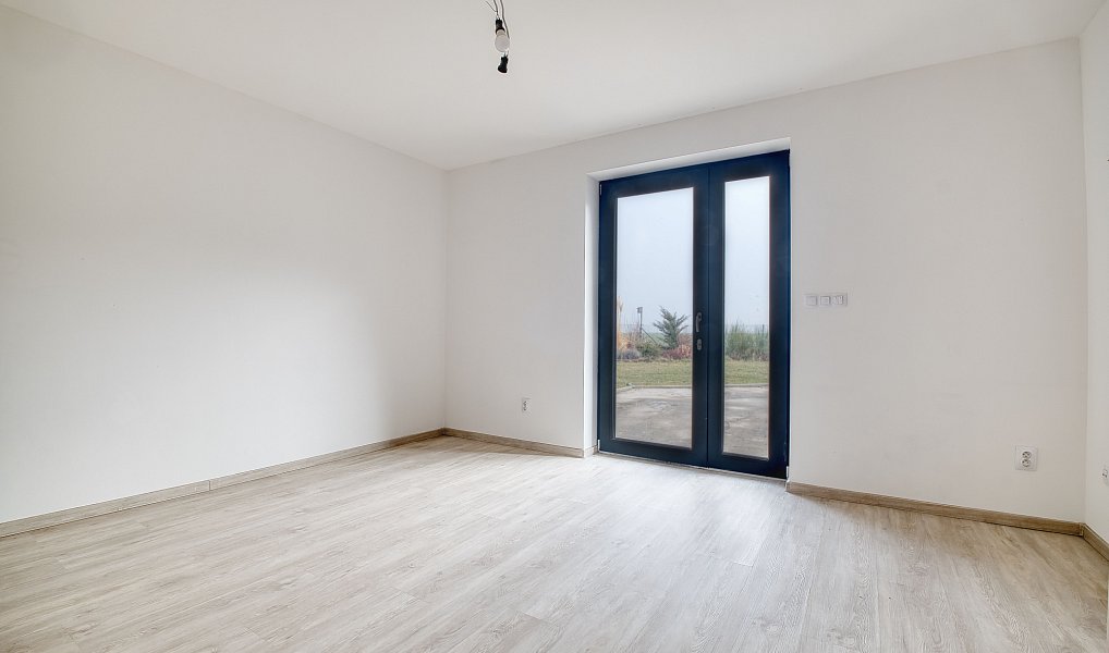 Prodej domu 173 m² s pozemkem 1 141 m², Krchleby – náhled fotky 12