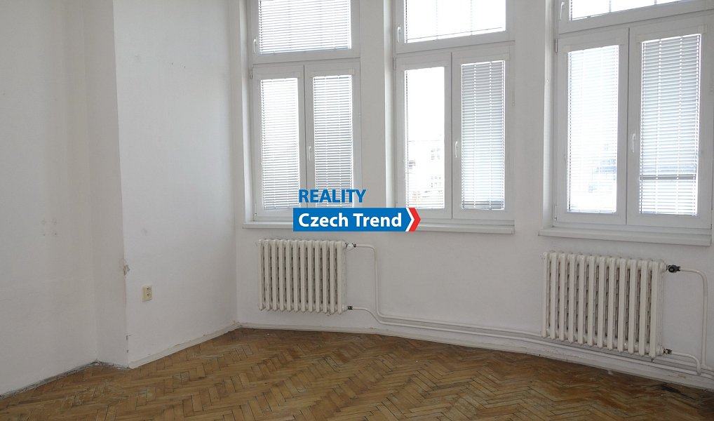 Pronájem bytu 4+1 137 m², Olomouc – náhled fotky 3