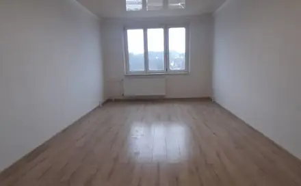 Prodej bytu 1+1 40 m², Mírová, Loket, okres Sokolov