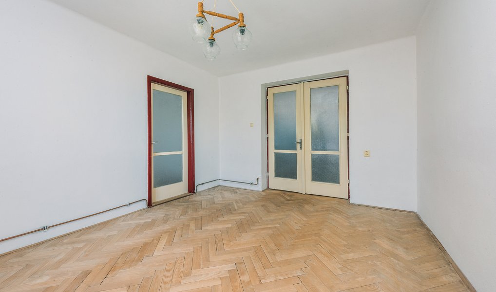 Prodej bytu 2+1 50 m², Rybitví – náhled fotky 2