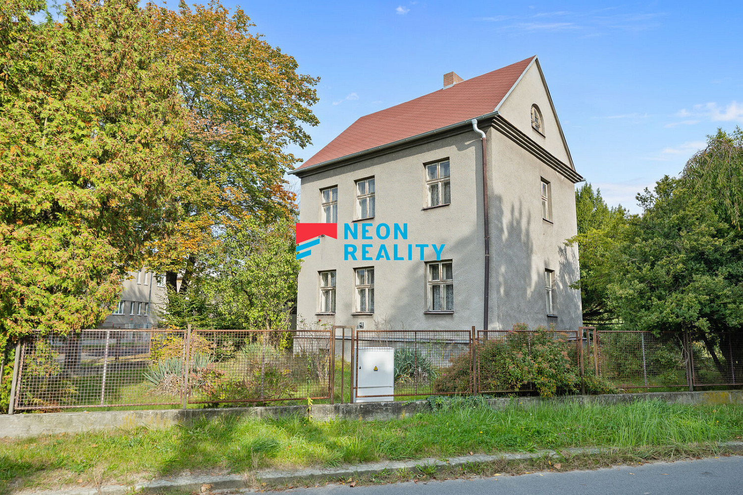 Prodej domu 210 m² s pozemkem 954 m²