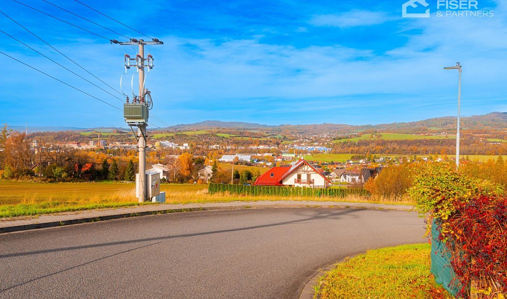 Prodej stavebního pozemku 977 m², Valašské Meziříčí – náhled fotky 7