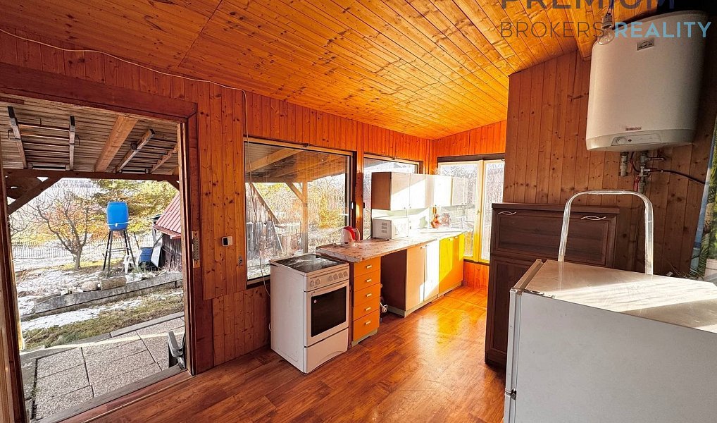 Prodej chaty/chalupy 30 m² s pozemkem 589 m², Chbany – náhled fotky 13